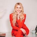 285. The Secret To Scaling, Delegating, And Finding More Freedom In Your Business with Natalie Ellis