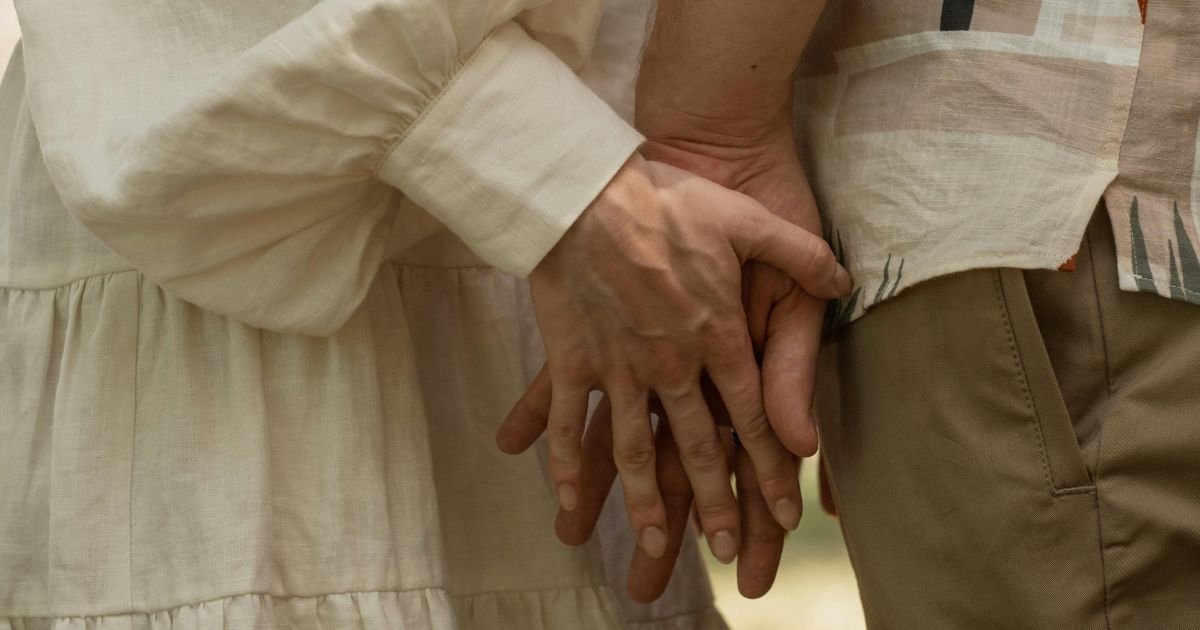 Single Scale Theory Explains Why It's So Hard to Find "The One"