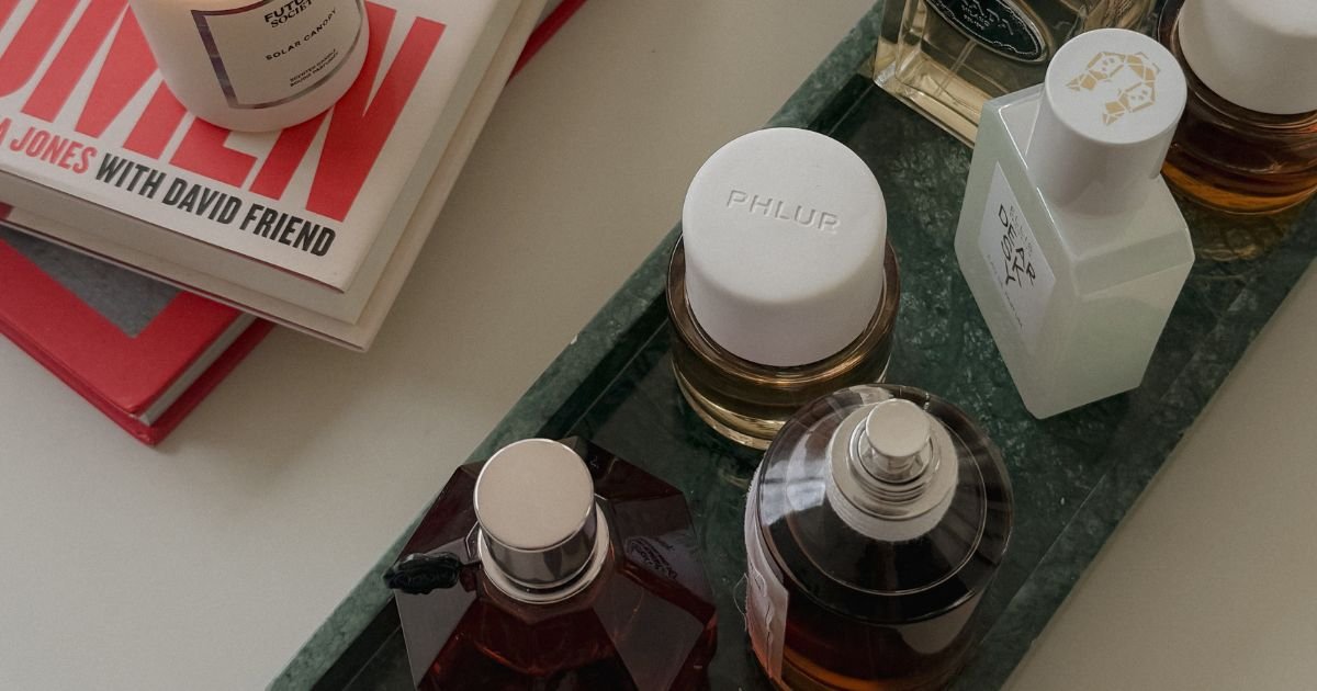 Review: Phlur Vanilla Skin | The Everygirl