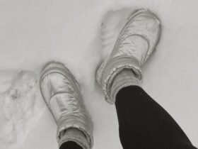 The Search is Over: These Are the Chicest Snow Boots Available Right Now