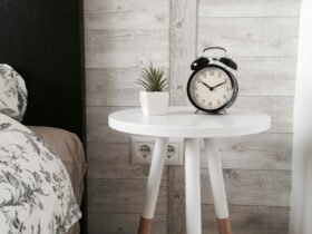 Which Round End Table Fits Your Living Room Vibe? Let’s Find Out!