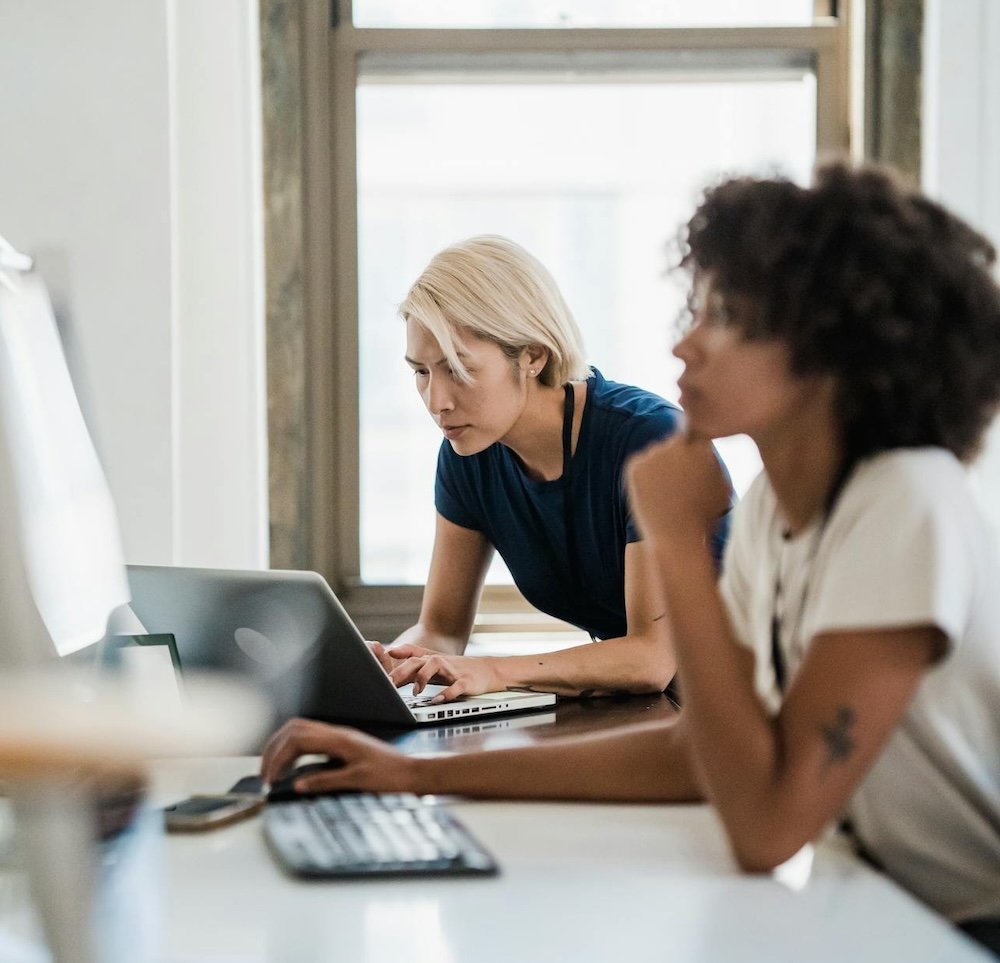 Why Businesses Should Switch to Server-Side Tracking in 2025