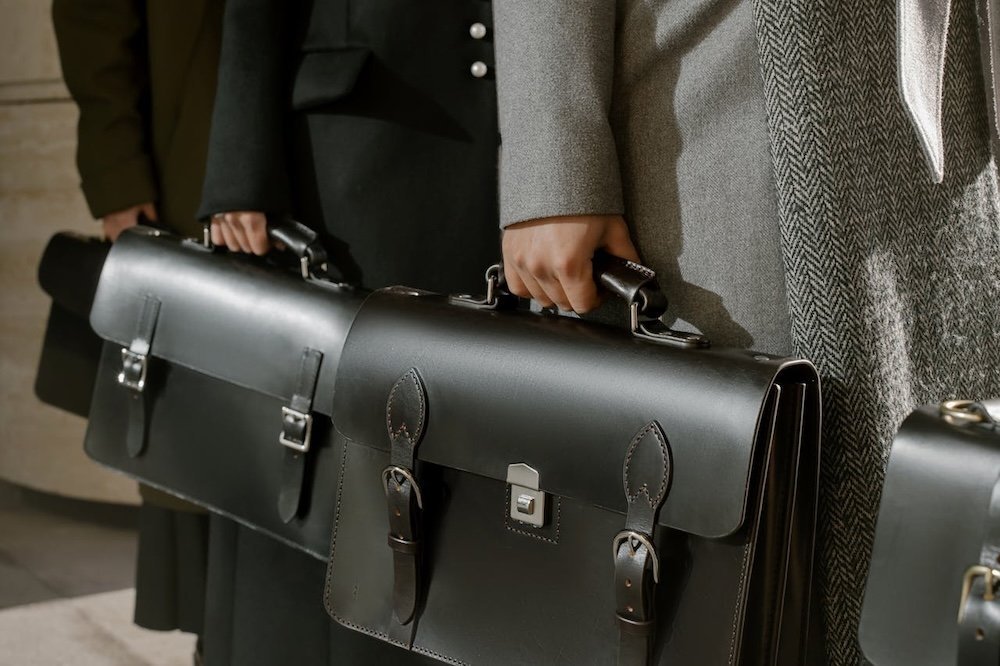 What to Look for When Buying a Briefcase