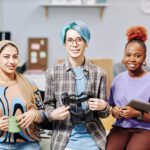 teens working on their side hustles