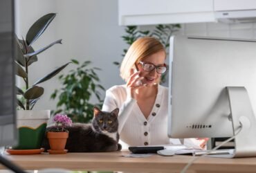 What’s the Difference Between a 401(k) and a 403(b)?