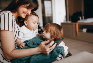 Balancing Health, Beauty, and Baby Care: A Guide for Modern Parents