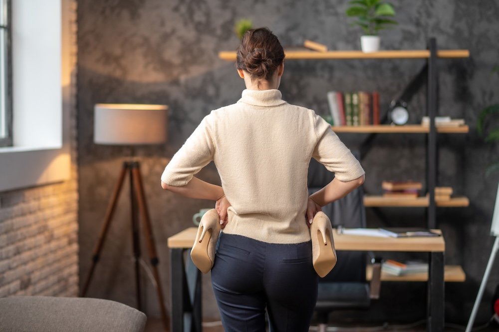 How Chiropractic Posture Tips Help You Relax Naturally?