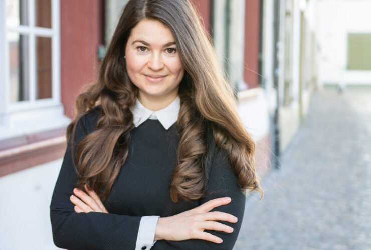 How to Manage Your Migraines with Neuroscientist Dr. Elena Gross