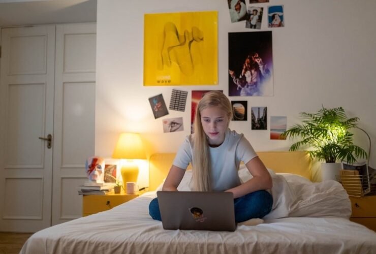 Online School Subjects That Help with Career Development