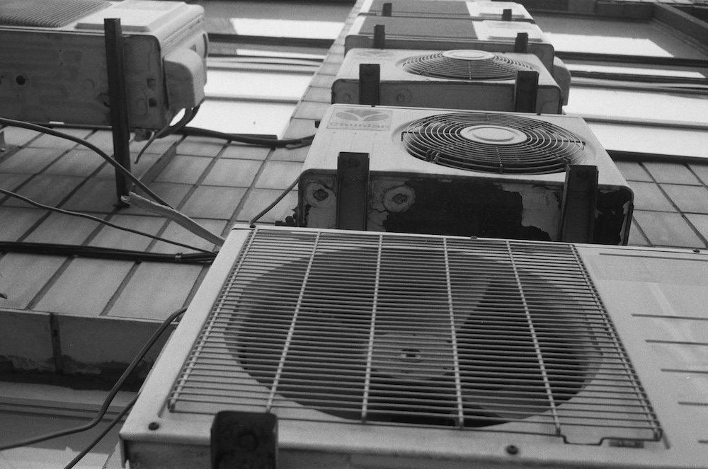 Energy Costs of Humidity: Coastal vs. Inland Cooling