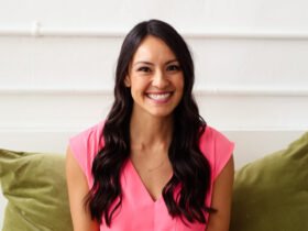 What Every Woman Should Know About Pelvic Floor Health with Dr. Sara Reardon